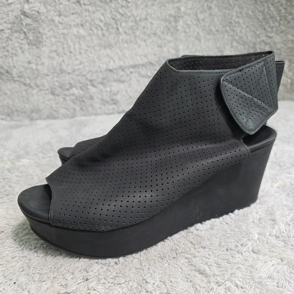 Pierre Dumas Wedge Sandals Black Perforated Platform Open Toe Womens 6